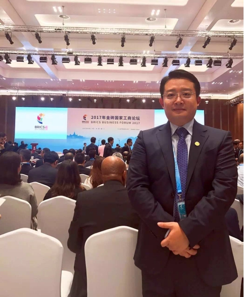 真巧！法国前总统萨科齐和韦杰在这里不谋而合