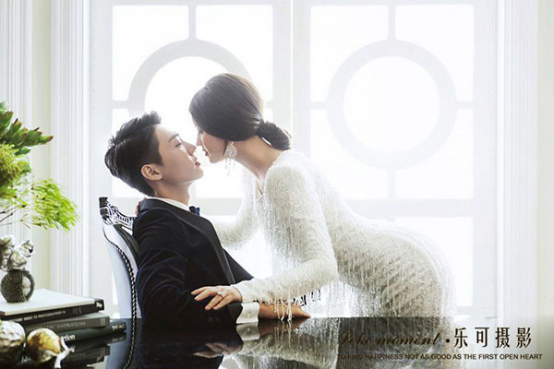 前十名“可打造“新世纪时尚摄影”郑州婚纱摄影工作室排名哪家好？