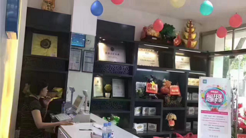 赛维洗衣——一个优秀的干洗加盟品牌应该具有什么样的特质？