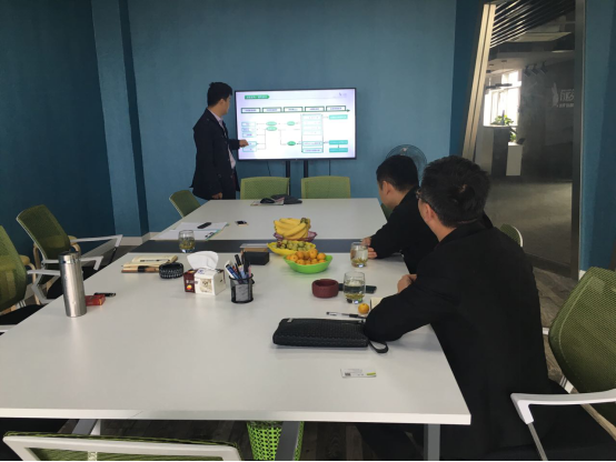 不自己做共享电单车, 这家公司，走出了不一样的路