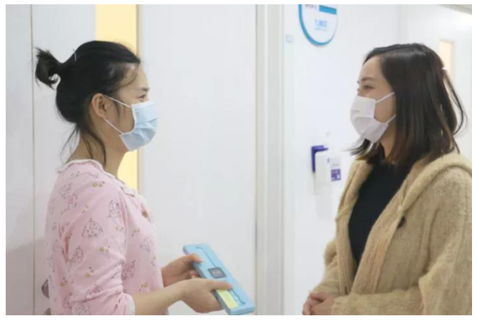 轻松筹用实际行动佑护白血病患儿健康成长