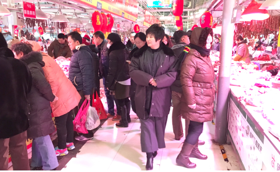 吴玉芝:建立健全食品安全追溯机制 把好每个环节关