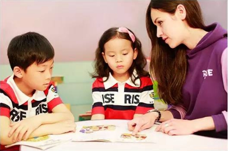 真正关注儿童教育的世界之花，号召培育孩子的“两个生命”